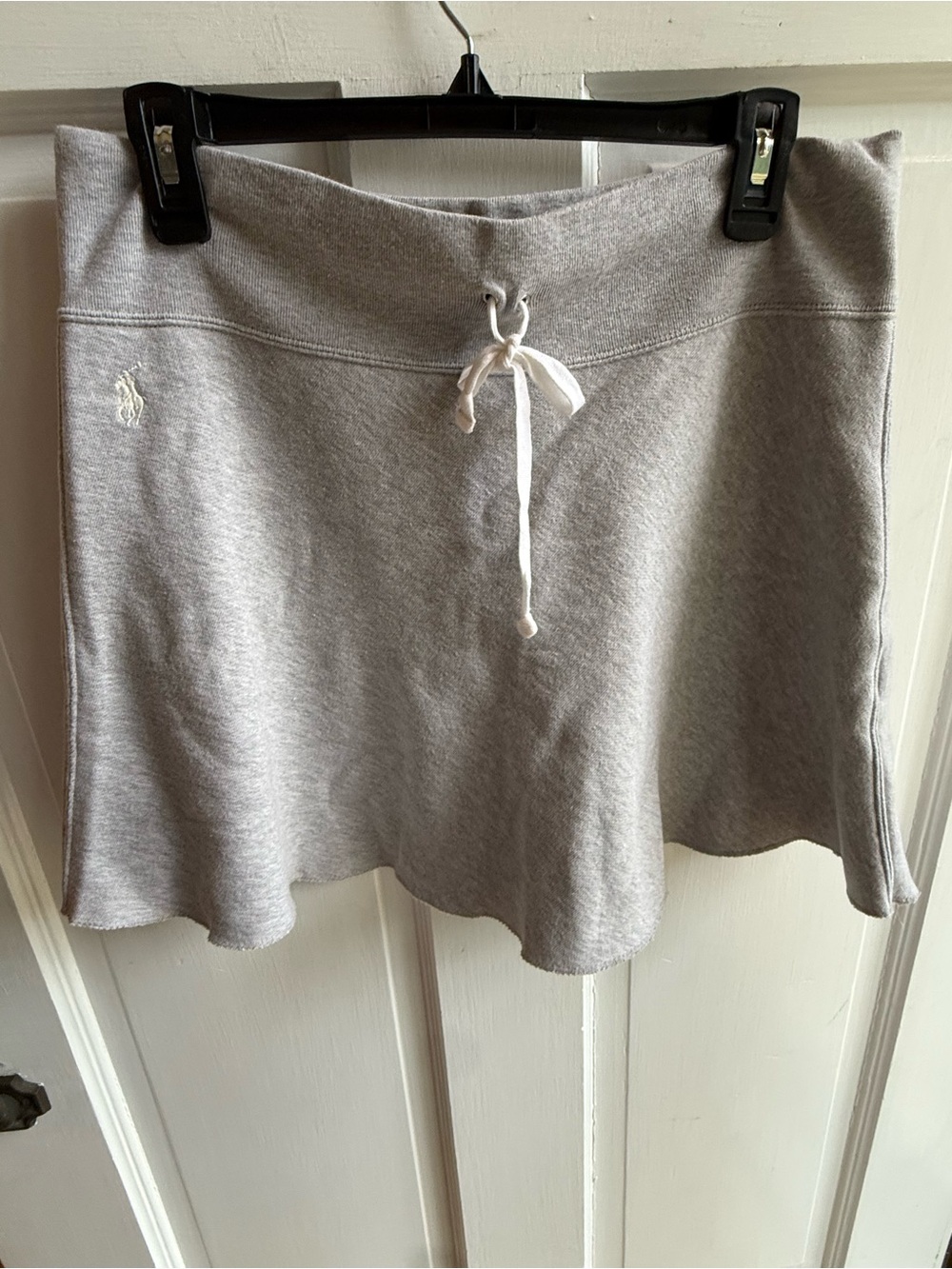 Ralph Lauren Light Gray Cotton-Blend Skater Skirt with White Drawstring - Picture 4 of 8